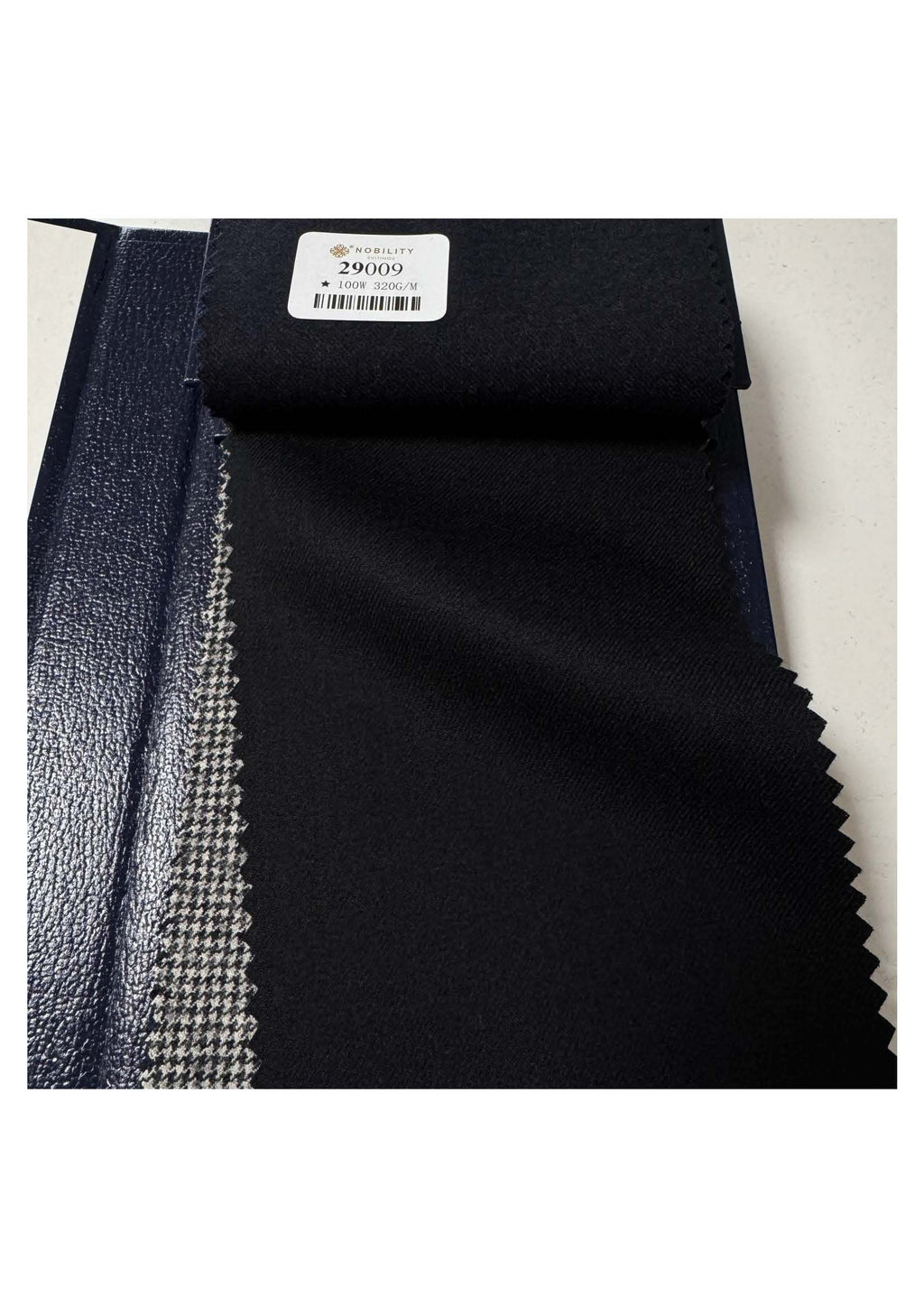 NOBILITY-001 Vest US$165