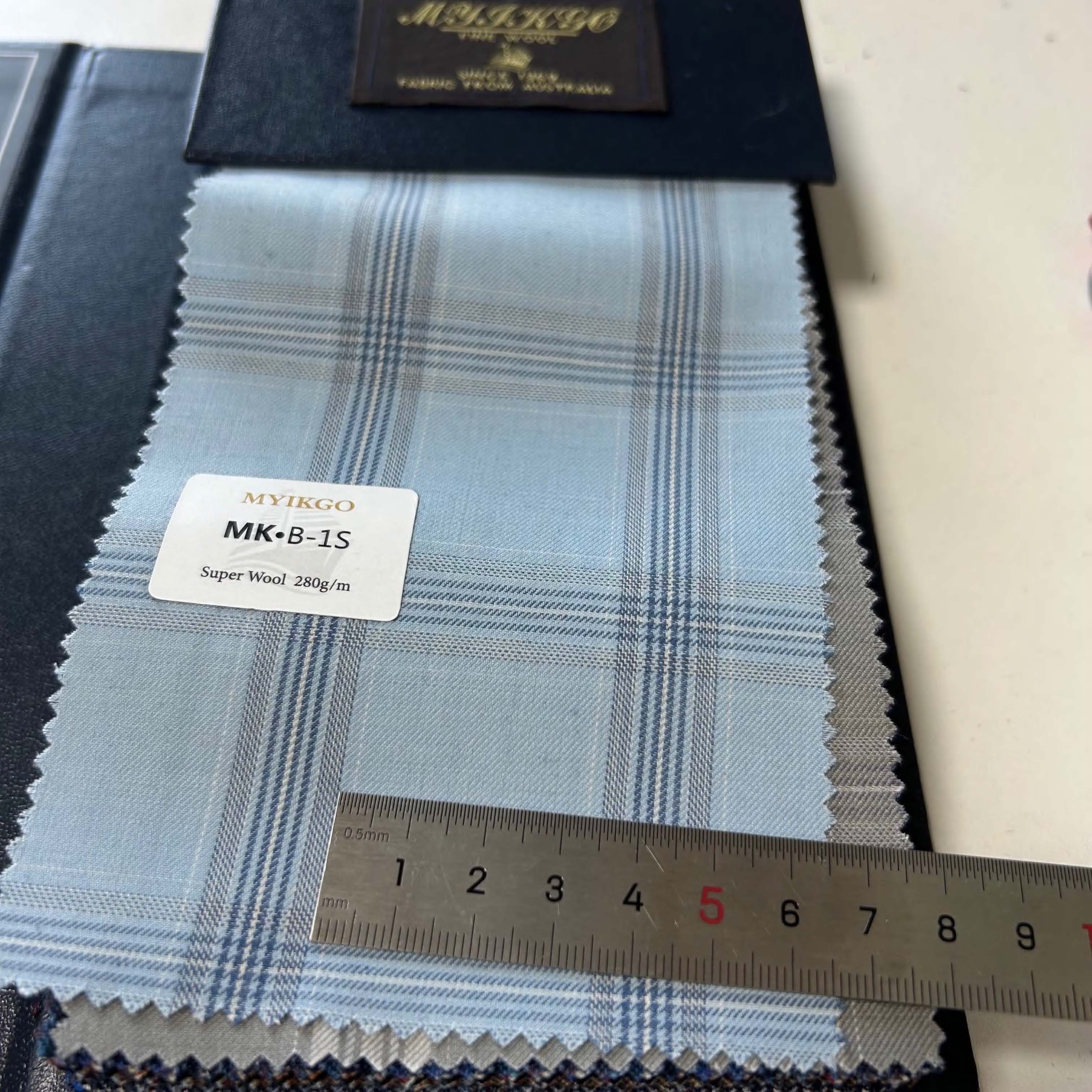 Jaket Kotak-kotak Myikgo